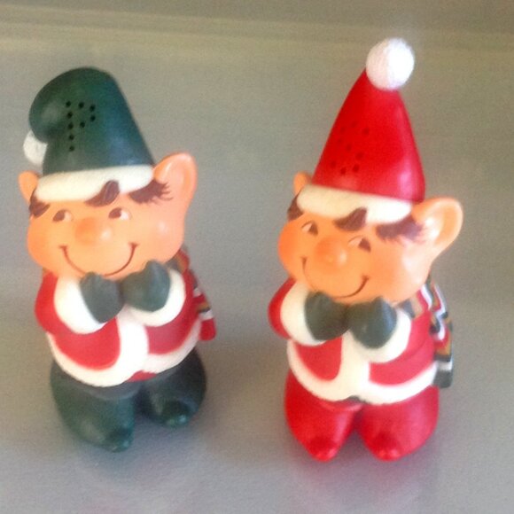 Vintage Hallmark Santa's Helpers Salt & Pepper Shakers 'Elves Christmas' - Picture 2 of 3